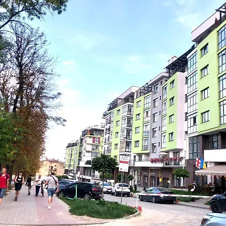 Apartamento Osapart Shevchenka 19 Leópolis