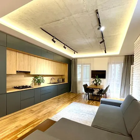 Apartman Osapart Shevchenka 19 *